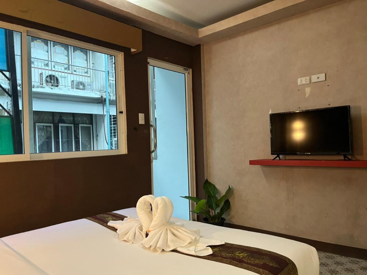 Cozy Rooms Asoke Bangkok Exterior foto